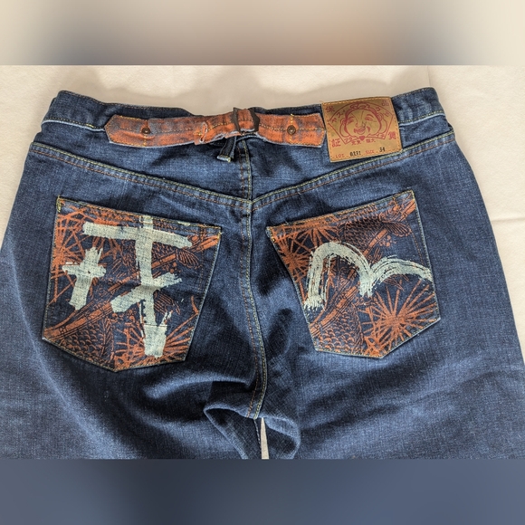 EVISU Jeans - Picture 4 of 8